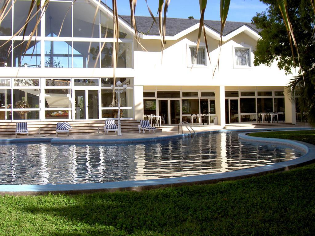 Parque Hotel Jean Clevers ปุนตา เดล เอสเต ภายนอก รูปภาพ Villa in São Paulo