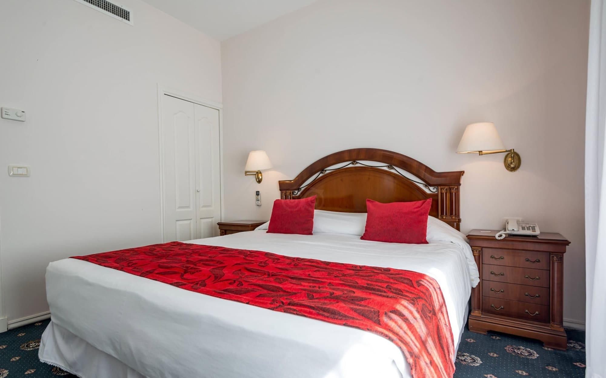 Parque Hotel Jean Clevers ปุนตา เดล เอสเต ภายนอก รูปภาพ A guest room at the hotel